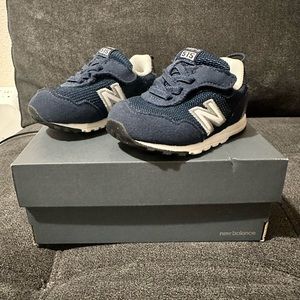 New Balance Infant shoes size 3